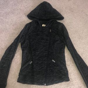 Stylish Hollister Zip-up!